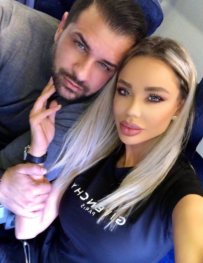 Alex Bodi și-a surprins fanii cu o schimbare radicală de look