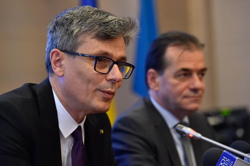 Ministrul Economiei, anunț despre producția măștilor medicinale
