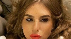 Corina Bud Corina Bud șochează. A pozat complet goală și a urcat fotografia pe Internet. Bărbații au înnebunit