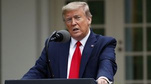 Leacul promovat de Donald Trump împotriva COVID-19 face prima victimă. A murit încercând să se trateze de virus, pe care nu îl avea