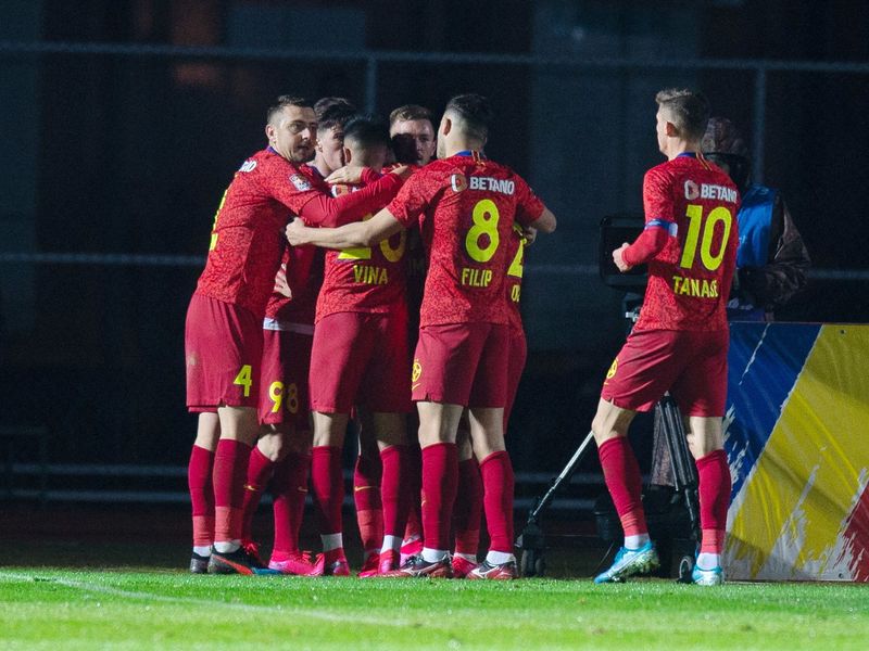 Amenda uriasa pentru jucatorii de la FCSB dupa ce au facut antrenamente in timpul starii de urgenta. Gigi Becali refuza sa plateasca