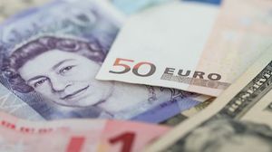 Curs valutar, azi, 29 aprilie. Leul s-a apreciat uşor 
