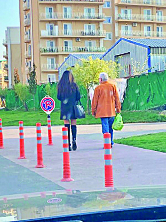 Irinel Columbeanu, sărac lipit pământului!