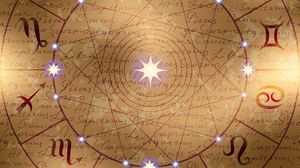 Horoscop luna mai 2020 - Previziunile astrologice ale lunii