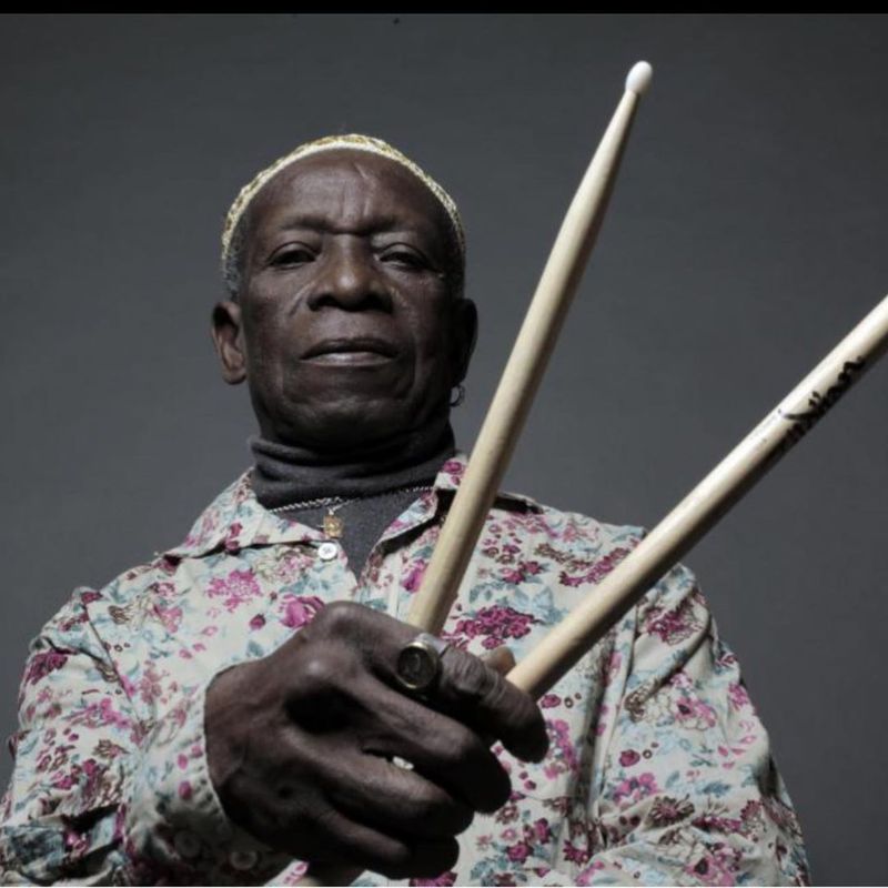 Bateristul Tony Allen, inovator al genului afrobeat, a murit joi, la v&acirc;rsta de 79 de ani
