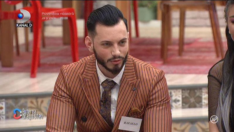 Vulpița, apropiere interzisă cu un concurent de la Puterea dragostei: "E cea mai mare iubire" Vulpița, apropiere interzisă cu un concurent de la Puterea dragostei: "E cea mai mare iubire"