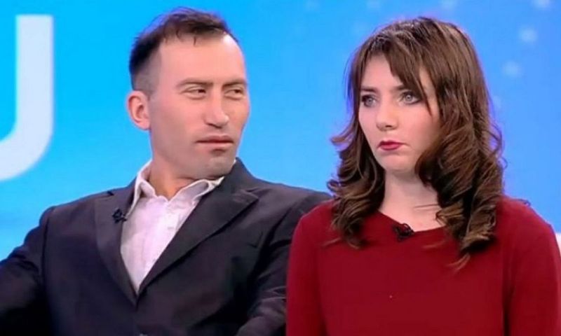 Vulpița, apropiere interzisă cu un concurent de la Puterea dragostei: "E cea mai mare iubire" Vulpița, apropiere interzisă cu un concurent de la Puterea dragostei: "E cea mai mare iubire"