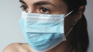 Coronavirus. Câte ori poți purta o mască? Anunțul făcut de Raed Arafat 