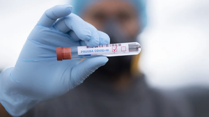 Coronavirus. Trei medici s-au aruncat pe fereastră! 