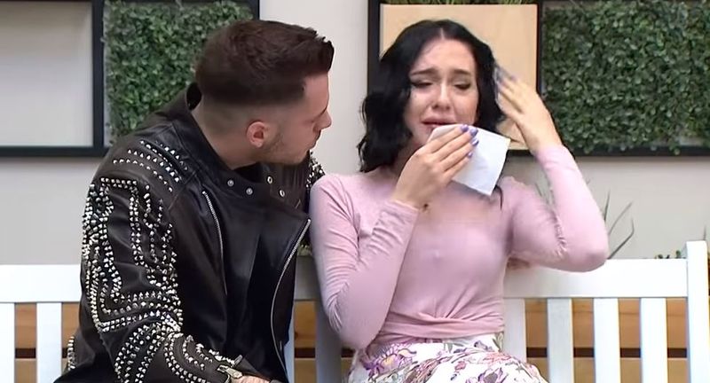 Nelson Mondialu o face praf pe Bianca de la Puterea Dragostei &icirc;n noul vlog: &bdquo;Cea mai distrusă. Are nevoie de consultanță psihiatrică&rdquo;