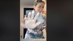 Nu e ceea ce credeți! Rocsana Marcu a frământat aluatul pe toate părțile, după care a pățit asta! Filmulețul care a rupt Tik-Tok-ul