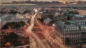 Decizie de ultim moment! Mașinile nu vor mai circula prin Centrul Bucureștiului în weekend-uri. Când se va implementa măsura și ce zone sunt vizate?