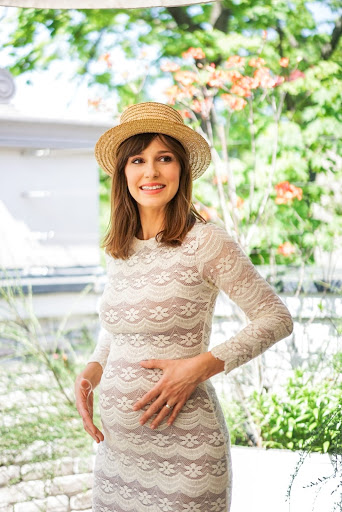 Dana Rogoz, probleme cu sarcina pe ultima sută de metri. Ce se &icirc;nt&acirc;mplă &icirc;n momentul de față cu mama și bebelușul? &bdquo;Vai, ce frică &icirc;mi e. Mi-a cobor&acirc;t burta și..&rdquo;
