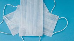  Se pot steriliza măștile de protecție la microunde?! Răspunsul unui specialist clujean