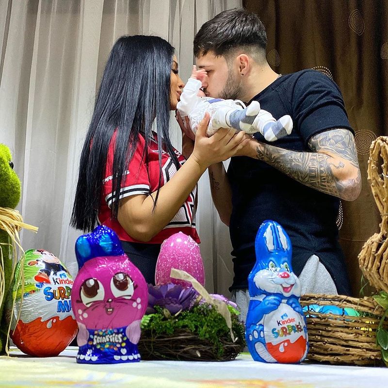  Alex Zănoagă nu-l mai ascunde pe Dominic! Prima fotografie cu fața bebelușului