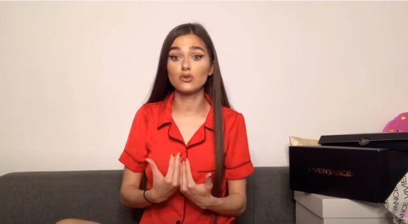Theo Rose de la Bravo, ai Stil! Celebrities, dezvăluiri fără perdea din perioada adolescenței.