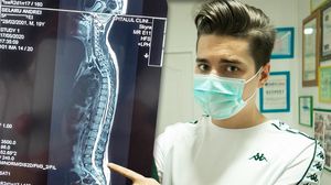  Selly are hernie de disc. A făcut anunțul pe vlog: „E nasol”