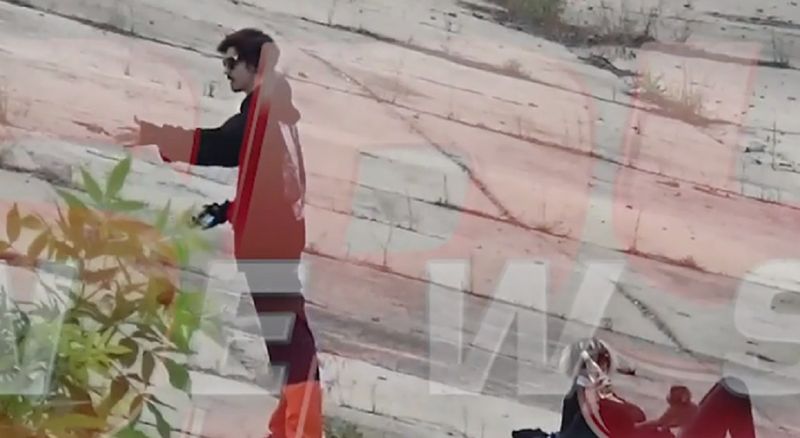 Imagini tulburătoare cu Margherita de la Clejani și iubitul ei. Bărbatul a fost surprins în timp ce vorbea singur, imediat după accident