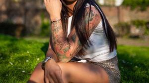 Cum arată Jenna Thompson, femeia care nu își poate găsi iubit pentru că e prea frumoasă Cum arată Jenna Thompson, femeia care nu își poate găsi iubit pentru că e prea frumoasă