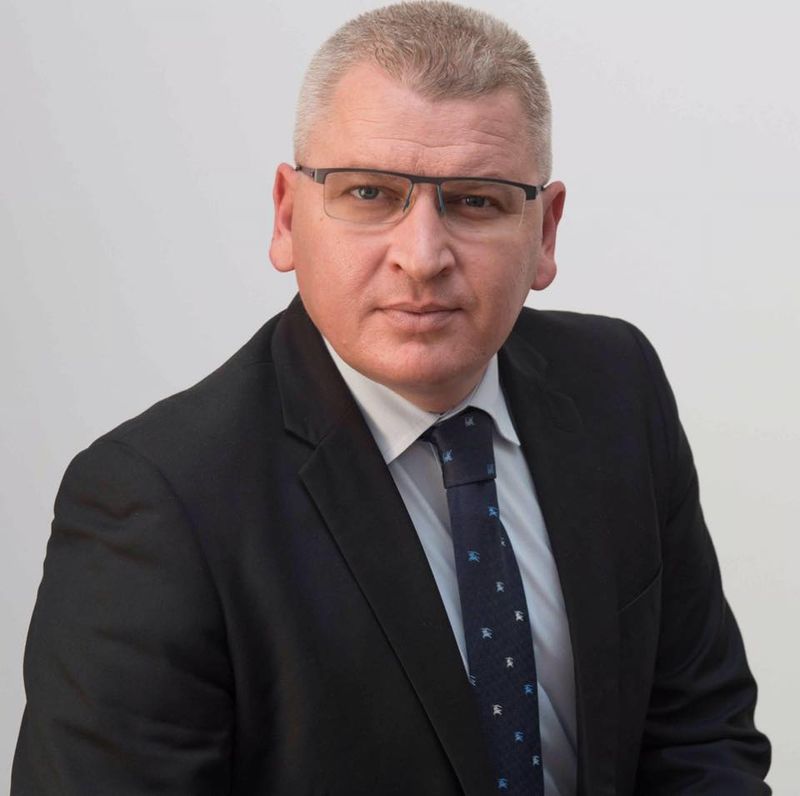 Dublarea alocațiilor. Florin Roman a cerut eliminarea pensiilor speciale