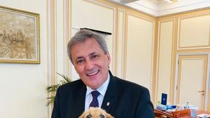 Dosar penal după ce un câine a fost omorât de doi copii | Marcel Vela adoptat un căţel la Ministerul de Interne - FOTO