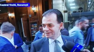 VIDEO | Ludovic Orban, surprins la terasă în Centru Vechi: „M-a invitat un prieten”