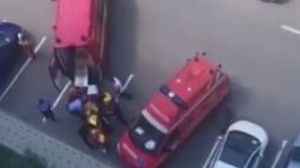 Tragedie în București! S-a aruncat de la etajul 5 și a murit pe loc  Tragedie în București! S-a aruncat de la etajul 5 și a murit pe loc