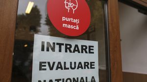 Evaluarea Naţională, la care participă peste 170.000 de elevi, începe astăzi cu Limba şi literatura română