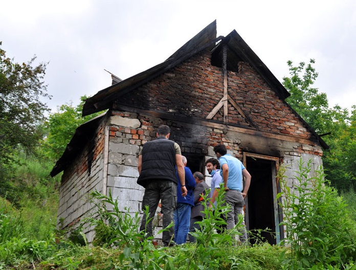 Reșița! Patru minori au omorât și incendiat un bărbat de 29 de ani
