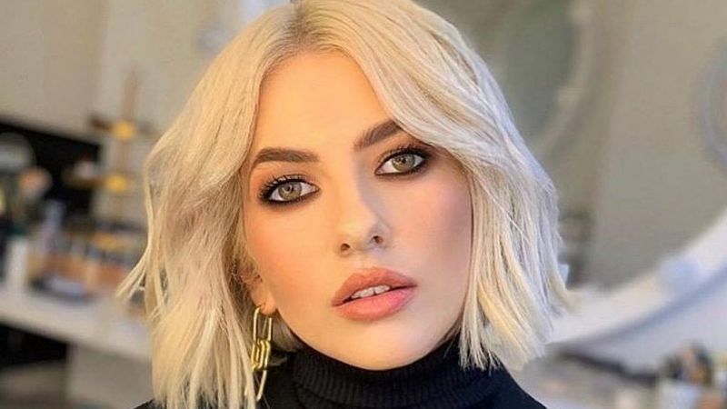 Lidia Buble, &icirc;ndrăgostită de Cătălin Botezatu: &bdquo;Dormeam cu poza lui sub pernă&rdquo; 