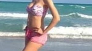 Imagini rare cu Denisa Manelista, la mare! 