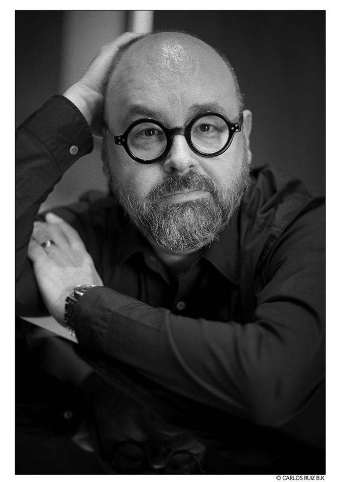 A murit Carlos Ruiz Zaf&oacute;n, cel mai citit scriitor spaniol după Cervantes