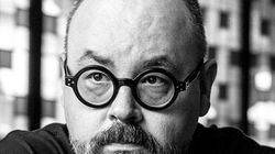 A murit Carlos Ruiz Zafón, cel mai citit scriitor spaniol după Cervantes
