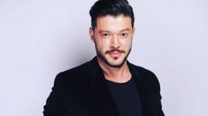 Victor Slav o inșeală pe iubita lui? Fostul prezentator a fost surprins în compania unei alte femei misterioase