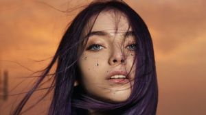 Roxen, lovită cu bestialitate de iubit. Cântăreața a fost bătută cu pumnii, trasă de păr și lovită cu o coadă de mătură de către partener