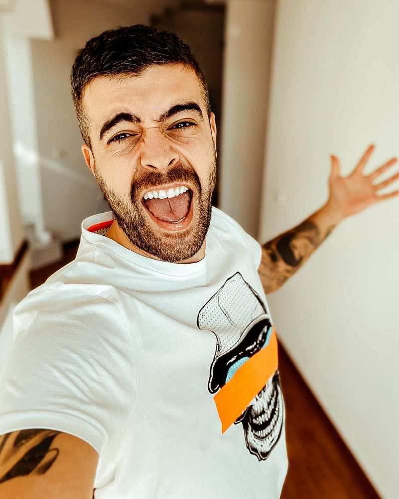 Speak s-s trezit cu poliția la ușă! &Icirc;n ce situație se află artistul acum