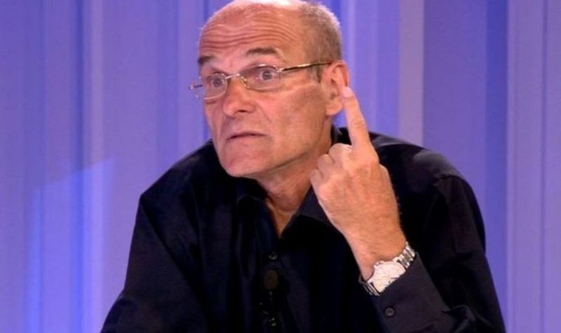 Cristian Tudor Popescu, ironizat de Selly înaintea probei de BAC: „Dacia este mijlocul dumnealui de transport preferat şi am zis s-o încerc şi eu”