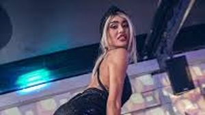 Margherita șochează din nou. Cum și-a scos la plimbare maimuța de companie