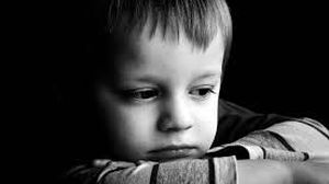 Tragedie fără margini. Un băiețel de doi a murit, după ce mama sa i-a tratat răceala cu o supradoză de heroină