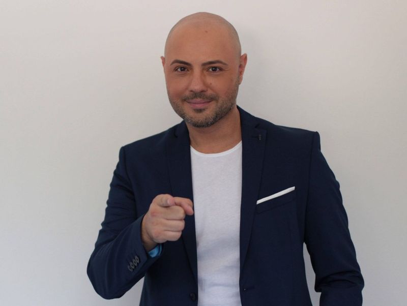 Mihai Mitoșeru, de urgență pe masa de operație. Prezentatorul a fost la un pas de moarte