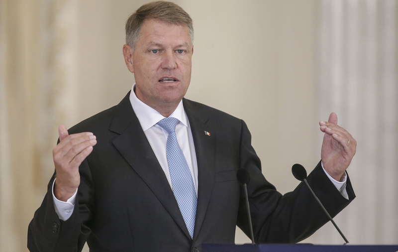 Klaus Iohannis, la recepţia de Ziua Independenţei: „Domnule ambasador, vă asigur că Statele Unite ale Americii vor avea mereu în România un aliat strategic şi un prieten ferm”
