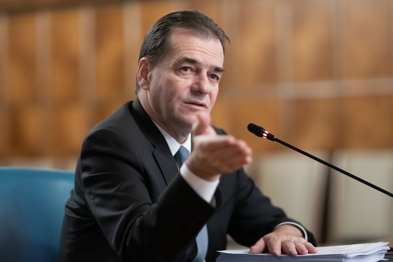 Ludovic Orban, mesaj tranșant pentru românii care își petrec vacanțele în străinătate Ludovic Orban, mesaj tranșant pentru românii care își petrec vacanțele în străinătate