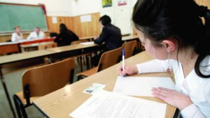  O adolescentă a sărbătorit nota mare la Evaluarea Națională până a intrat în comă alcoolică! Părinților nu le-a venit să creadă în ce stare au găsit-o 
