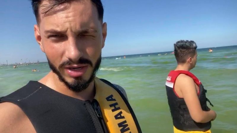 Rafaelo si-a luat plaja