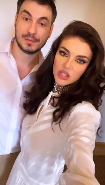 Christina Ich și Alex Pițurcă și-au botezat fiul. Imagini emoționante de la fericitul eveniment Christina Ich și Alex Pițurcă și-au botezat fiul. Imagini emoționante de la fericitul eveniment