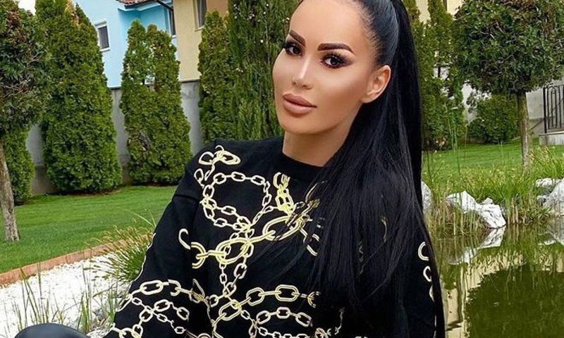 Bianca Pop umilita de un milionar