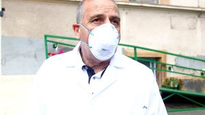 Mesajul din partea unui medic pentru cei care nu cred în virusul Covid-19: "Hai cu noi în terapie intensivă, lângă vreo 2 bolnavi din ăștia închipuiți"