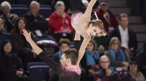 O vedetă a murit într-un mod misterios, după ce a căzut de la balcon