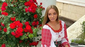 Maria Constantin, în mijlocul unui trio sentimental! Cântăreața de muzică populară, prinsă cu un bărbat însurat