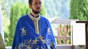 Mesajul dur al unui preot pentru coronasceptici: „Terminați cu prostiile. Existența virusului nu trebuie discutată”